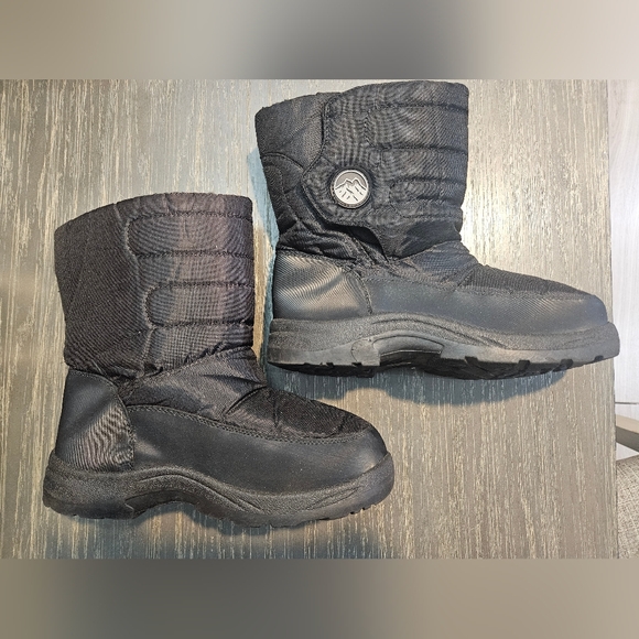 Kids Black Winter Snow Rain Boots, Shoes Boys Size 6. Warm - Picture 2 of 6